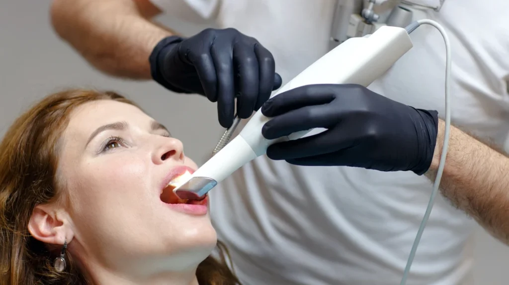 Caméra optique au cabinet d'orthodontie du Dr Sayagh à Menton